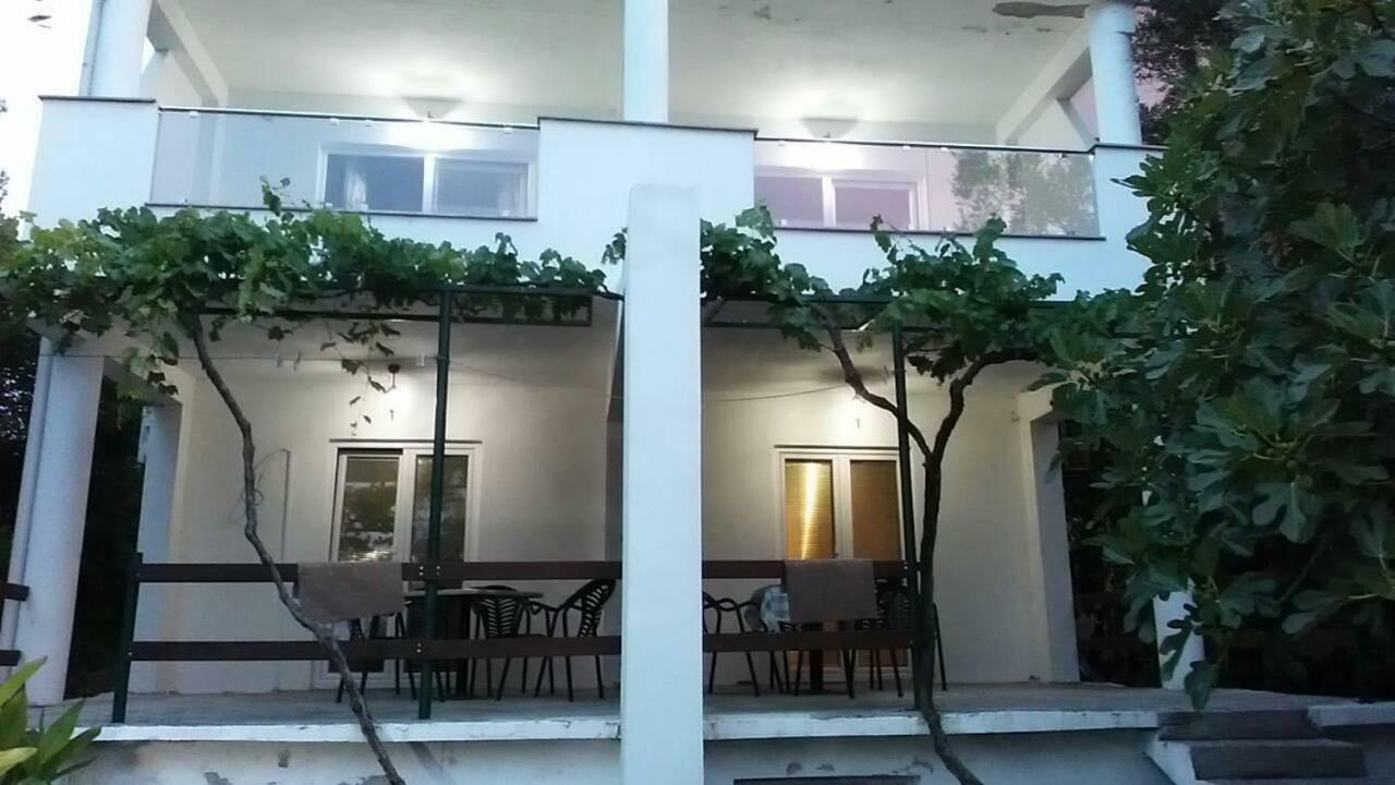 Apartmani M&E Bjelila Екстериор снимка